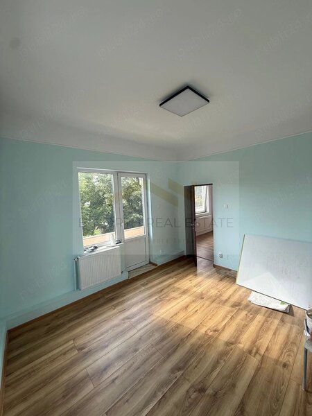 Metrou Eroii Revolutiei, apartament 3 camere de inchiriat, vila interbelica.